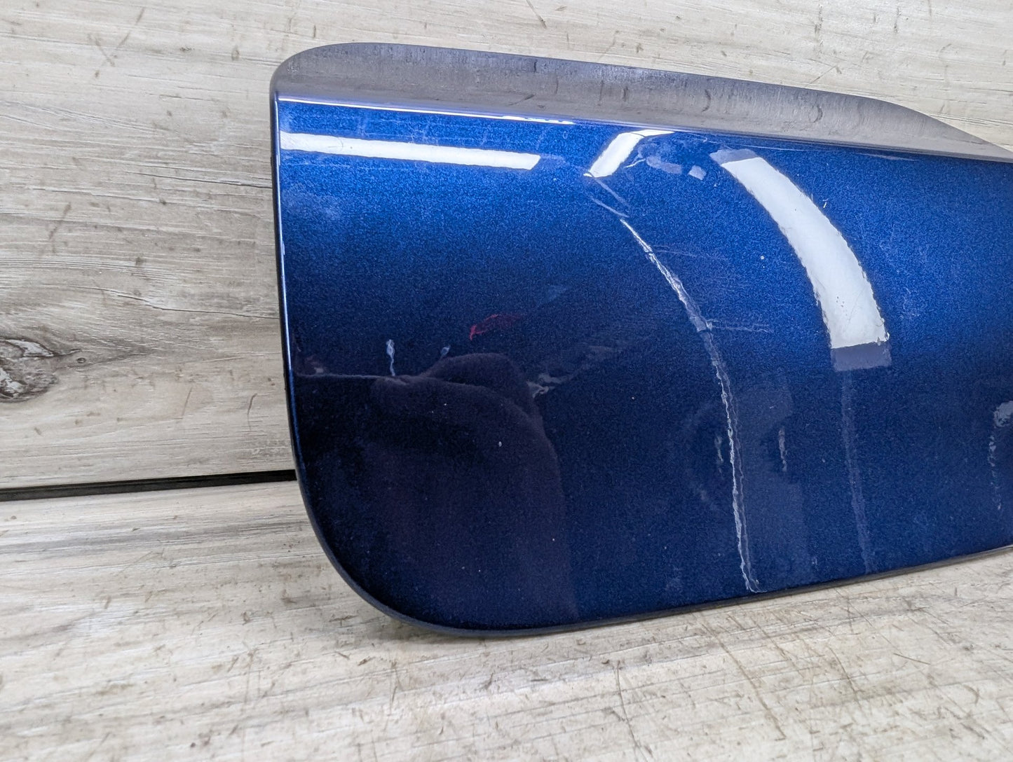 17-23 OEM BMW F90 G30 530 540 M550 M5 Fuel Gas Tank Flap Lid Cover