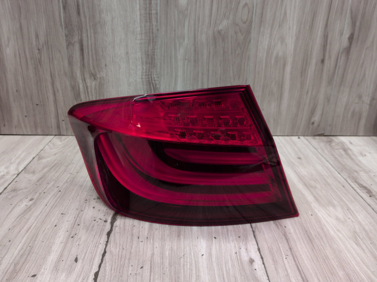 2011-2016 BMW M5 F10 Rear Left Driver Outer Tail Light 7203231 OEM