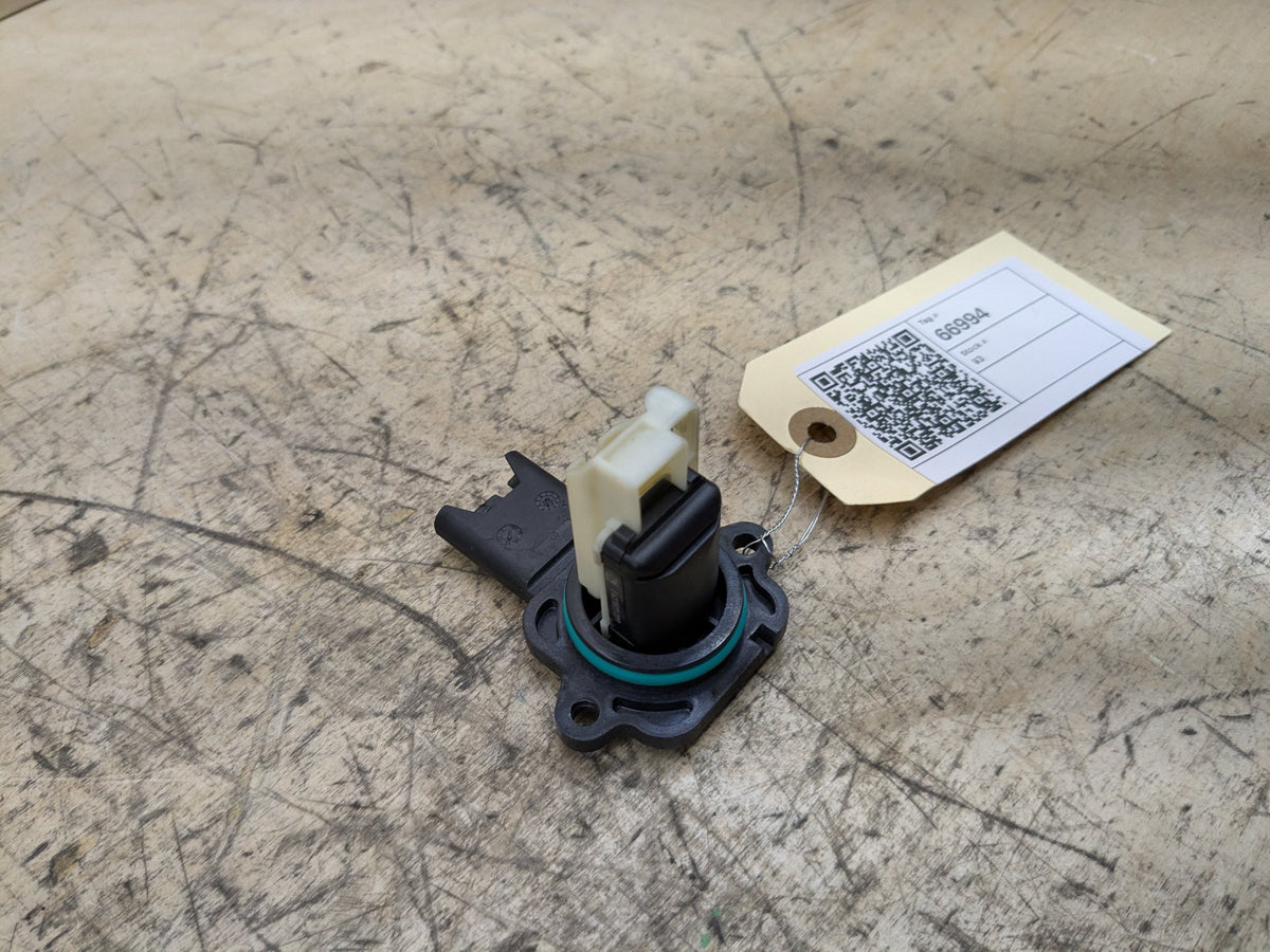 OEM BMW E82 E88 E90 E92 E93 328 Engine N51 N52 Air Flow Mass MAF Sensor Meter