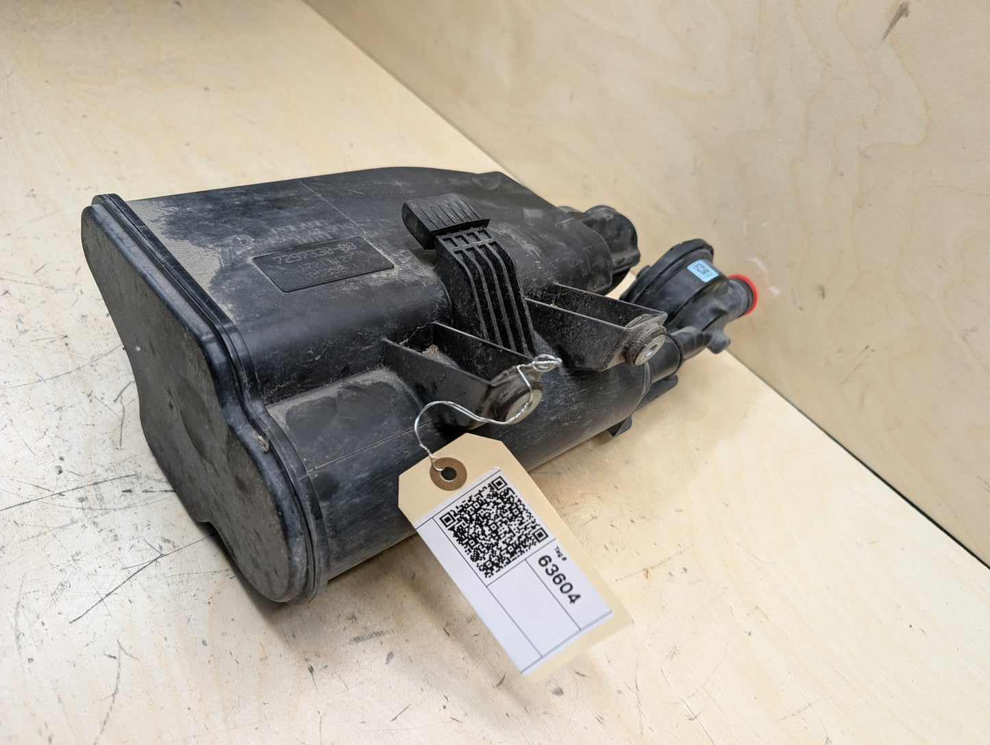 2012-2018 BMW 320i F30 Fuel Vapor Charcoal Canister 7297330