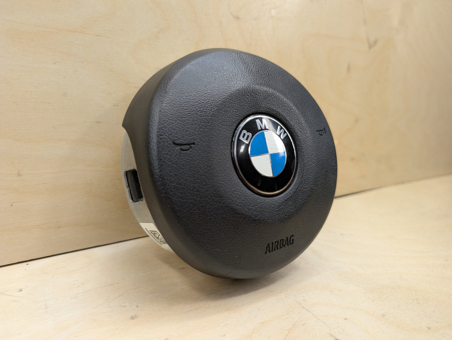 OEM BMW F10 F22 F23 F30 F32 F33 F36 335 435 Driver M SPORT Steering Wheel Airbag