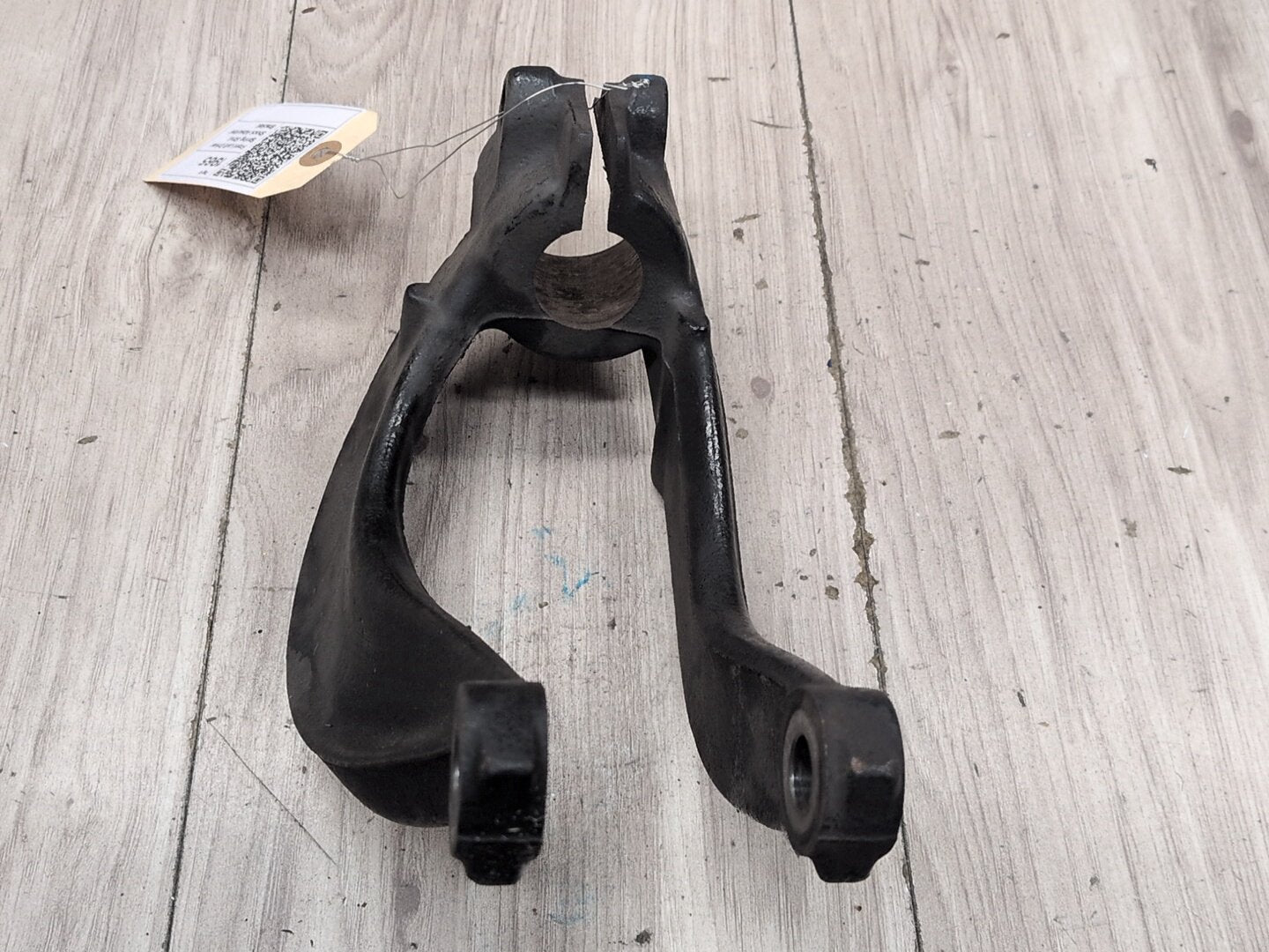 2014 - 2018 BMW X5 F85 Front Left Driver Spring Strut Shock Absorber Bracket 6851591 S63B44T2