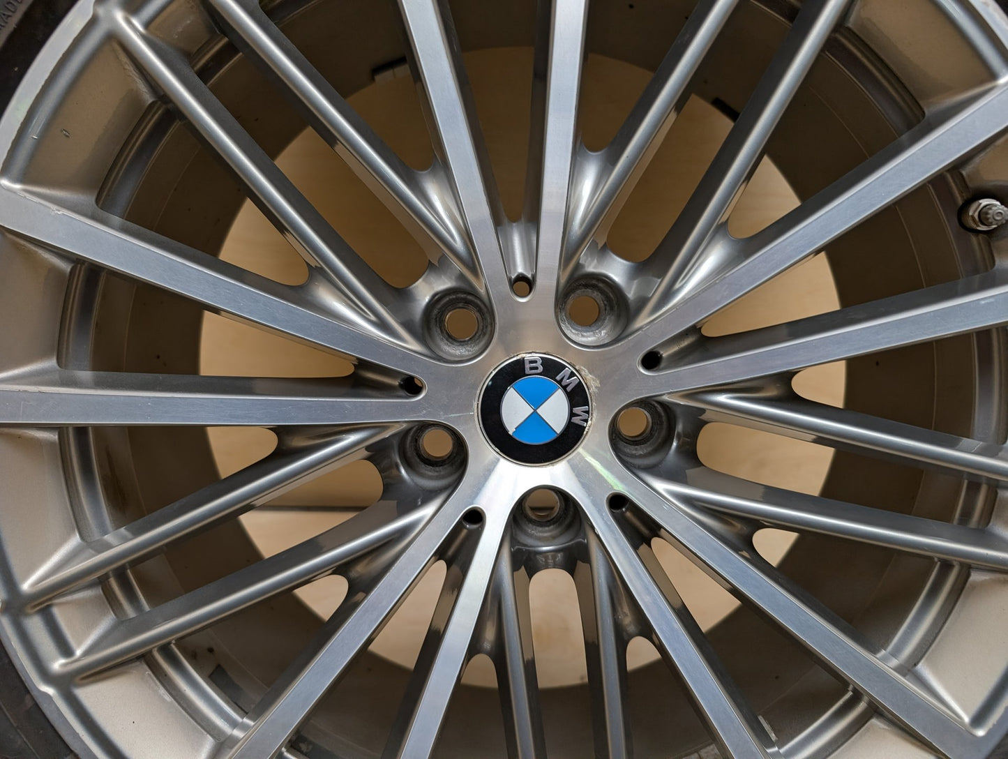 17-23 OEM BMW G30 530 540 M550 Wheel Rim 19x8" ET:30 V Spoke Style 635