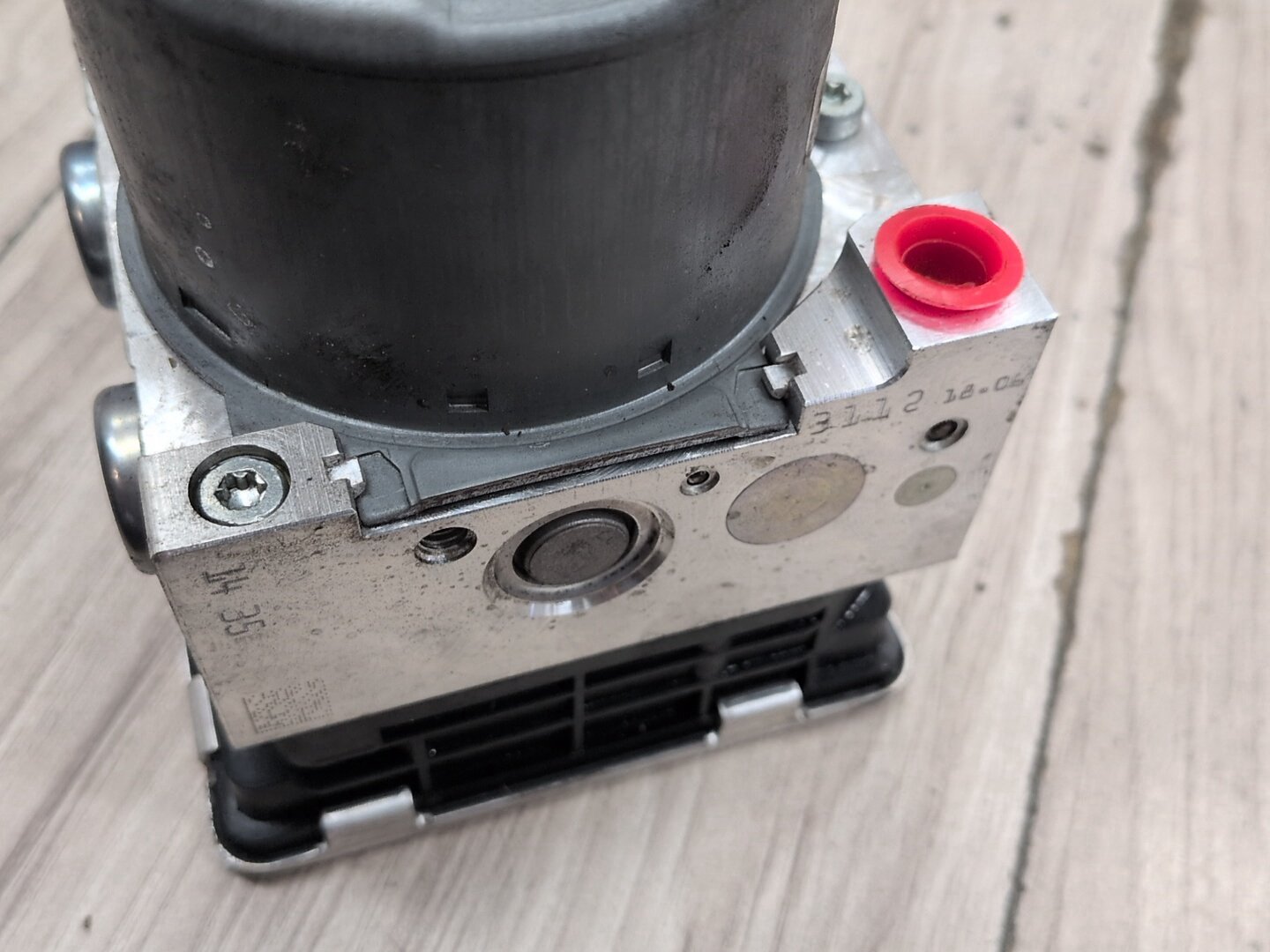 2019-2026 BMW M340i G20 ABS Pump Module 6862014