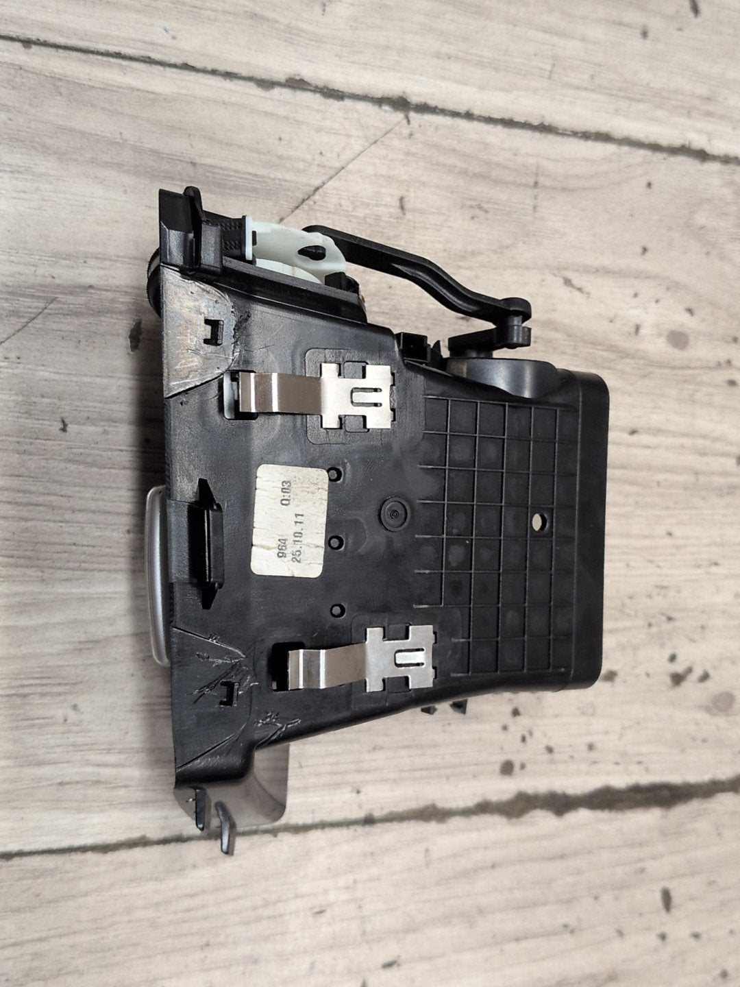 2009-2012 Mercedes-Benz E550 W212 Dashboard Dash Board Left Driver Air Vent A2128300154 OEM