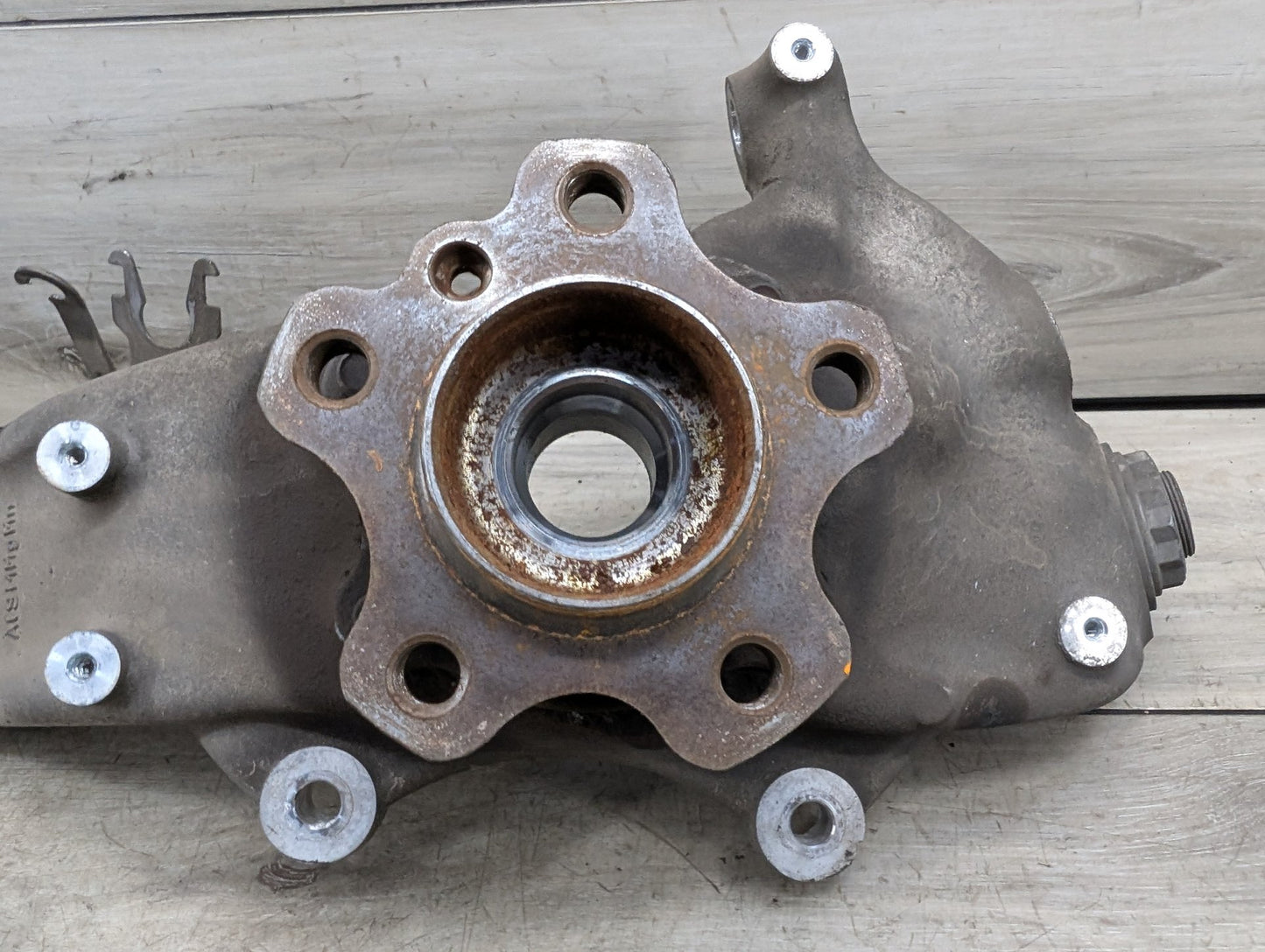 OEM BMW G30 530 540 M550 AWD Front Right Passenger Hub Spindle Knuckle Bearing