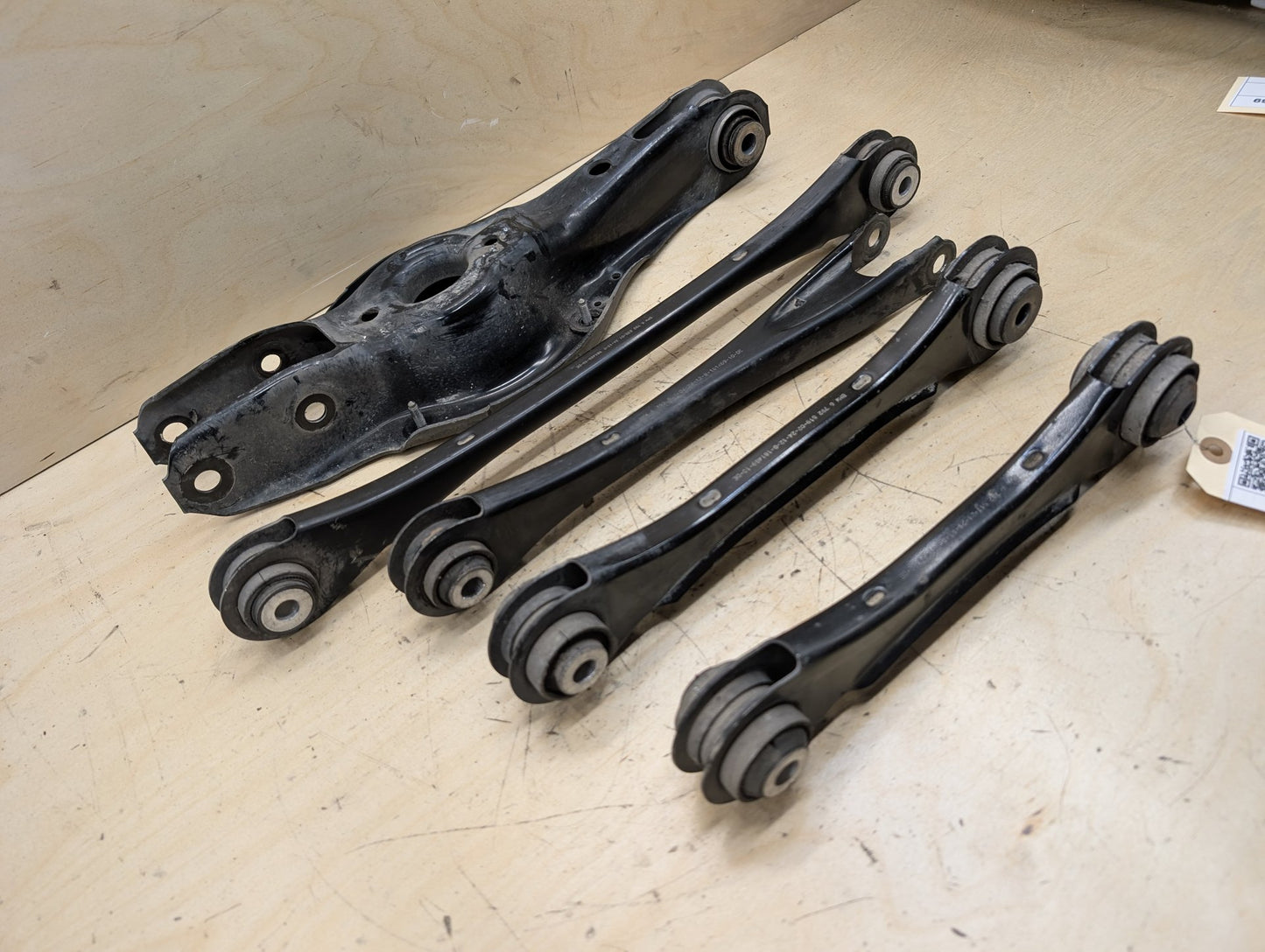2012-2018 BMW 328i F30 Rear Left Driver Control Arms SET 6792541