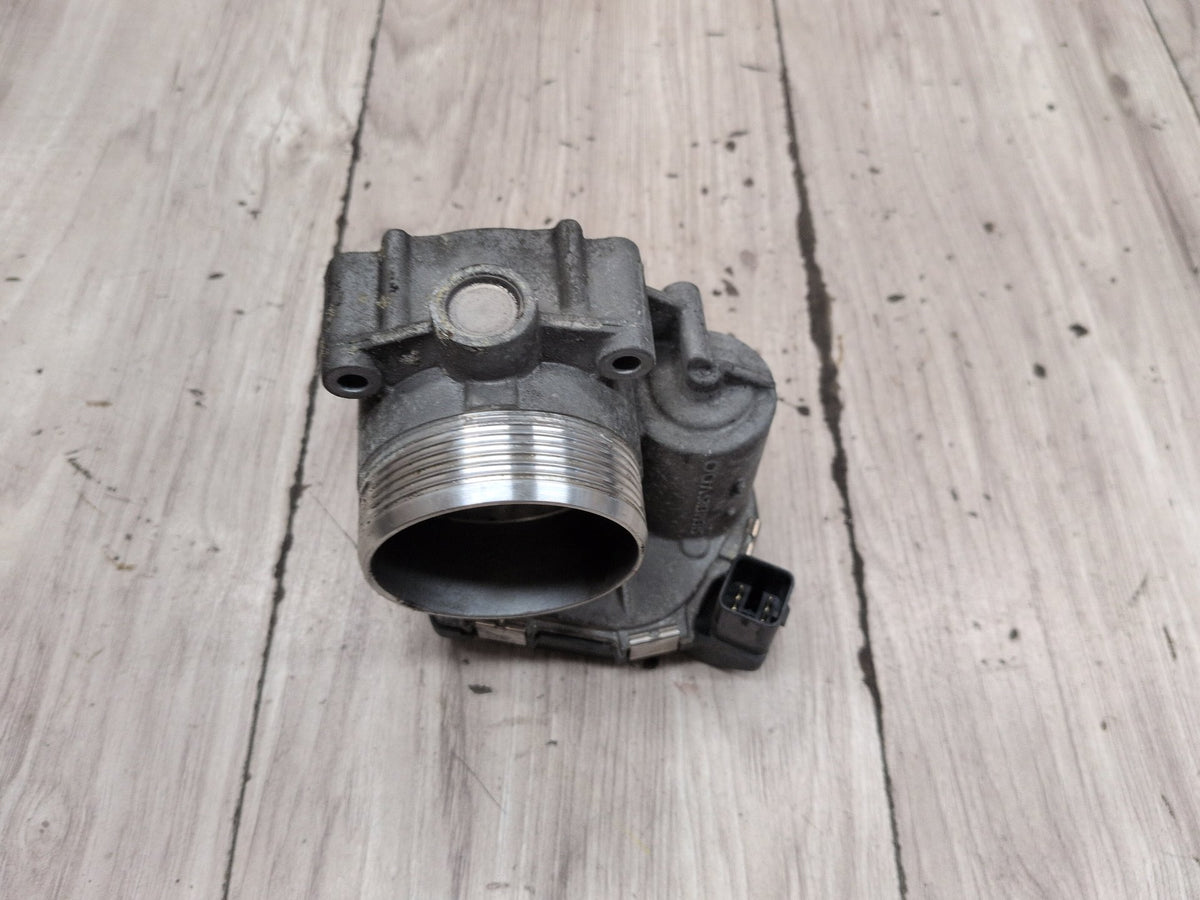 10-19 BMW F10 F12 F13 F01 F02 F15 S63 Intake Manifold Throttle Housing Assembly