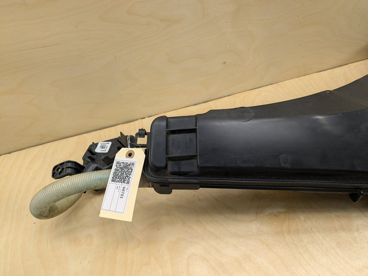 OEM BMW F97 F97 X3 X4 X3M X4M Windshield Wipe Washer Bottle Tank Reservoir