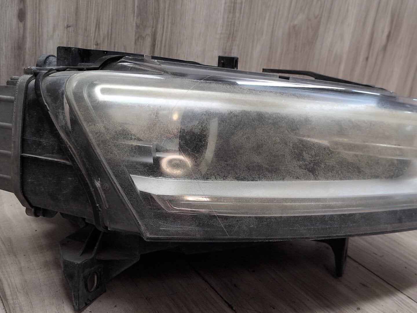 2015-2018 Audi Q3 8U - Front Right Passenger Headlight PN: 8U0941006F