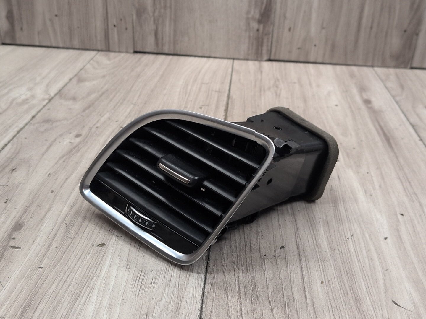 2015-2018 Audi Q3 8U Dashboard Dash Board Left Driver Air Vent 8U1820901B