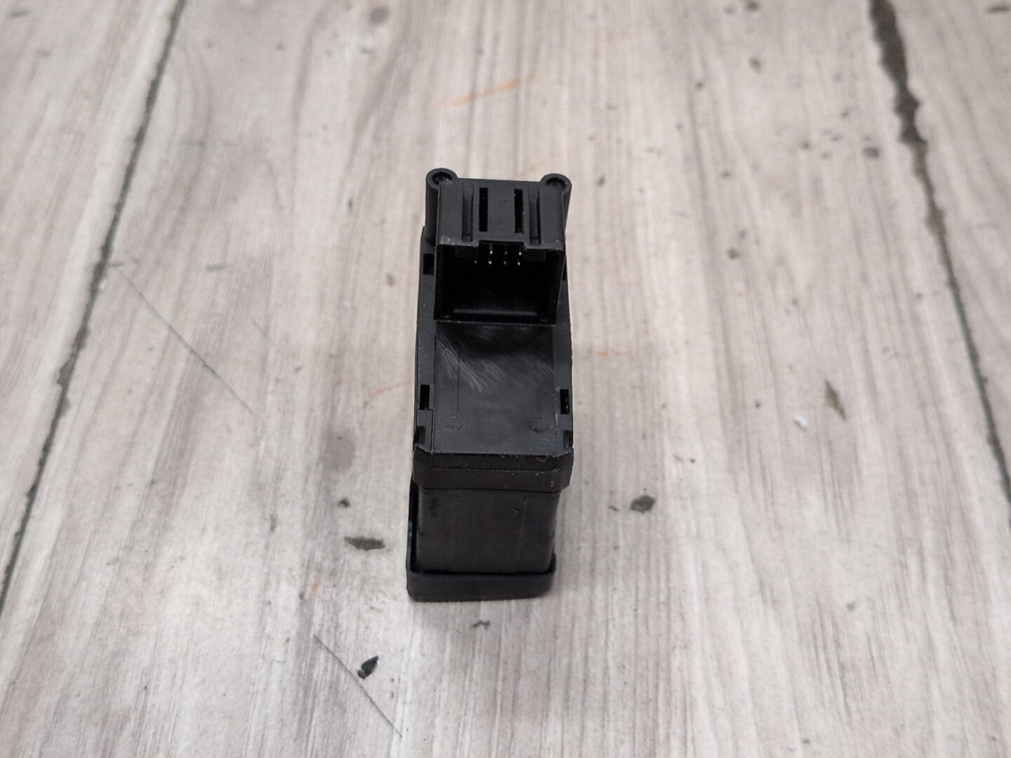 2008-2017 Audi S5 8T Emergency Parking Brake Switch 8k1927225b