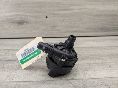 *OEM BMW G01 G05 G20 G22 G30 G42 G80 G82 G83 M3 M4 Engine Auxiliary Water Pump
