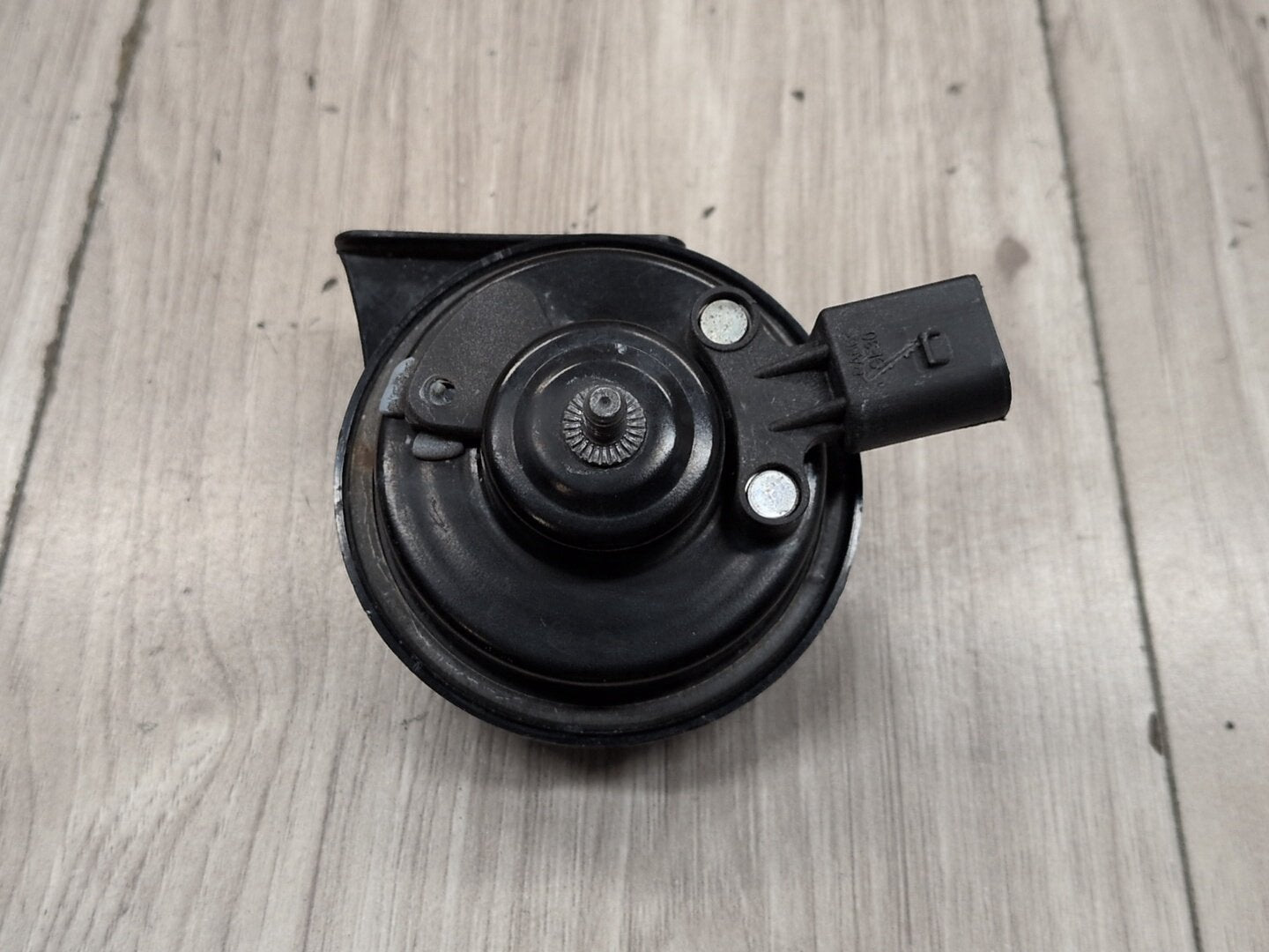 2015-2018 Audi Q3 8U Alarm Horn