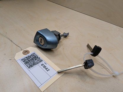 2007-2013 BMW 335i E93 Front Left Driver Key Lock Mechanism w/ Key 7187853