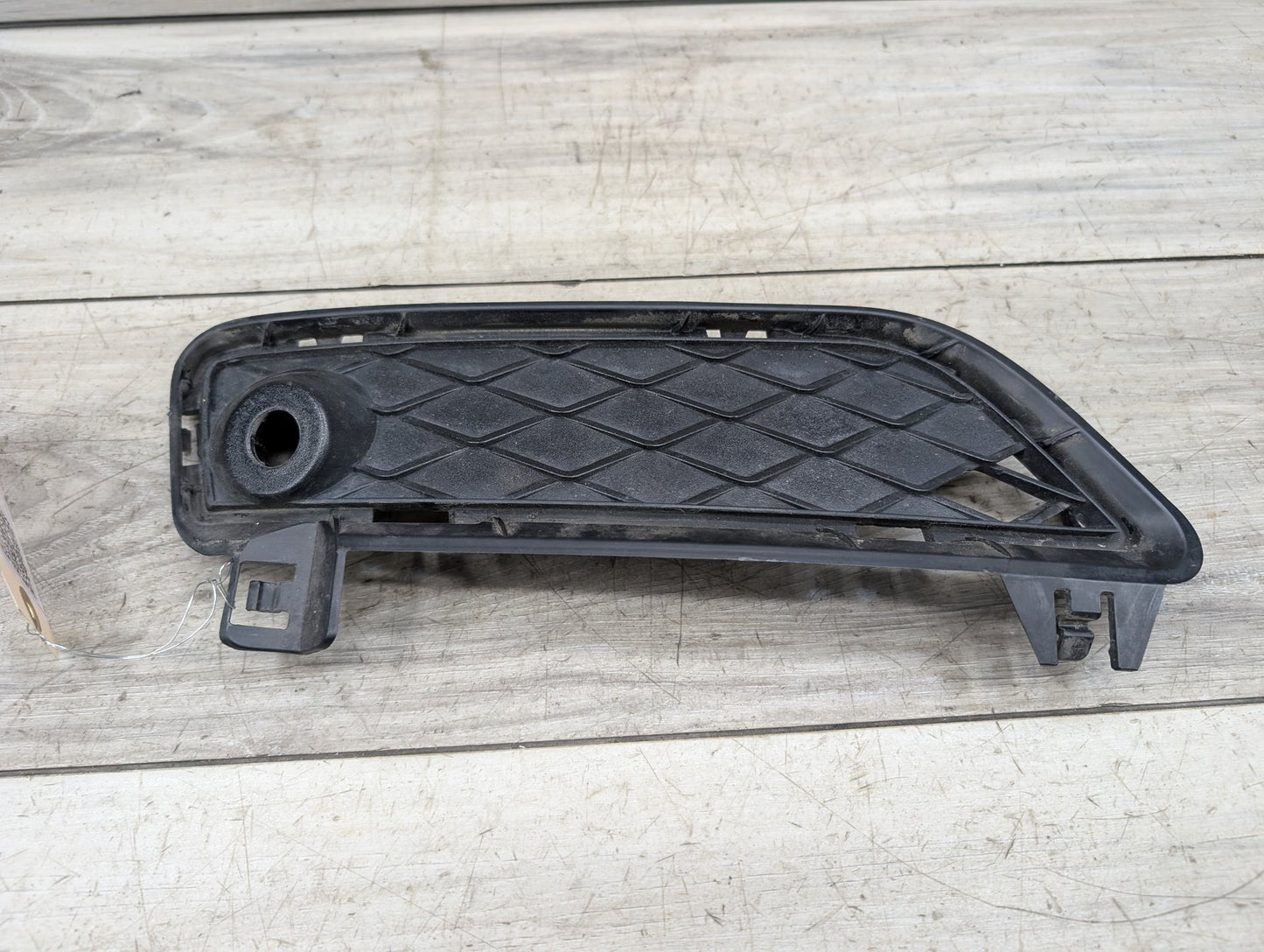 2011 - 2017 BMW X3 F25 Front Left Driver Bumper Cover Grille 7249595 N55B30M0