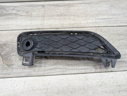 2011 - 2017 BMW X3 F25 Front Left Driver Bumper Cover Grille 7249595 N55B30M0