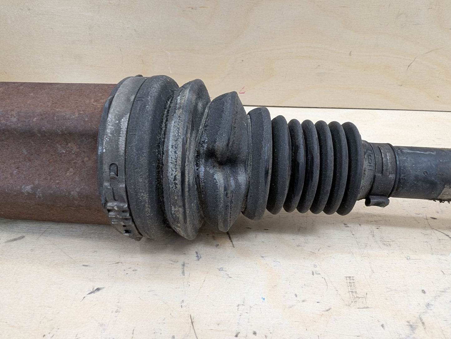 2016-2022 BMW 750i G12 Front Left Driver Half Shaft Output CV Axle 8657289