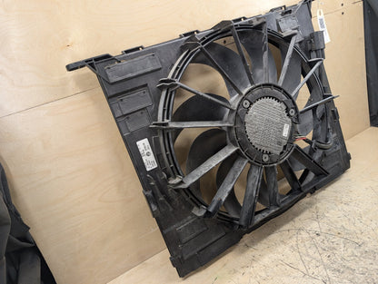 2016-2019 BMW 740i G12 Radiator Fan Shroud Housing w/ Motor 8619626