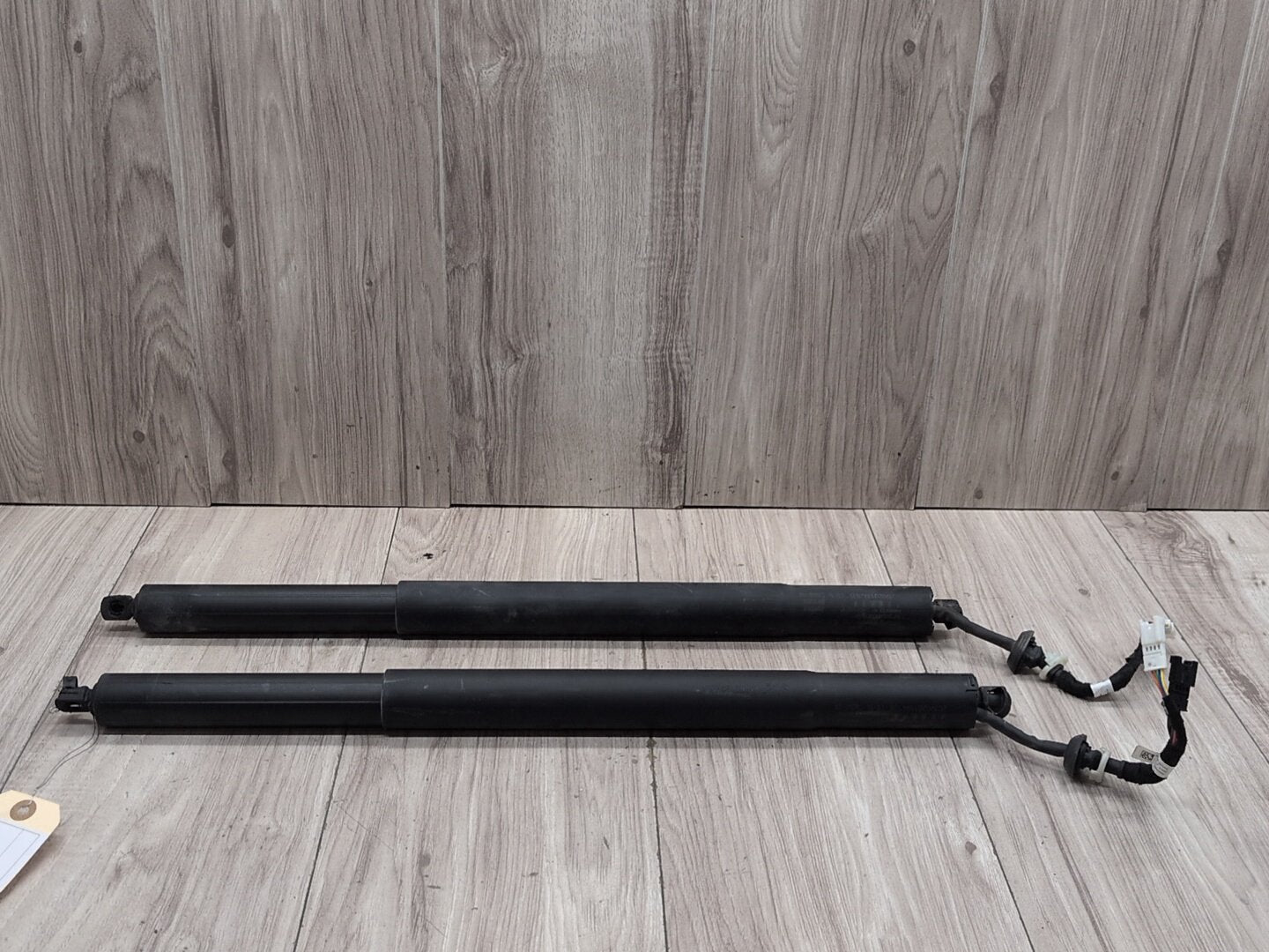2019 - 2026 BMW X5 G05 Rear Left Right Liftgate Trunk Lid Strut Shock Supports SET 2760699 N63B44M3