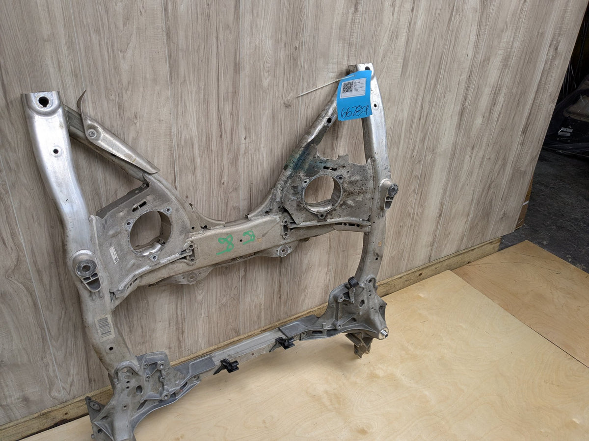 2016-2019 BMW 740i G12 RWD Front Axle Support Crossmember Subframe 6861106