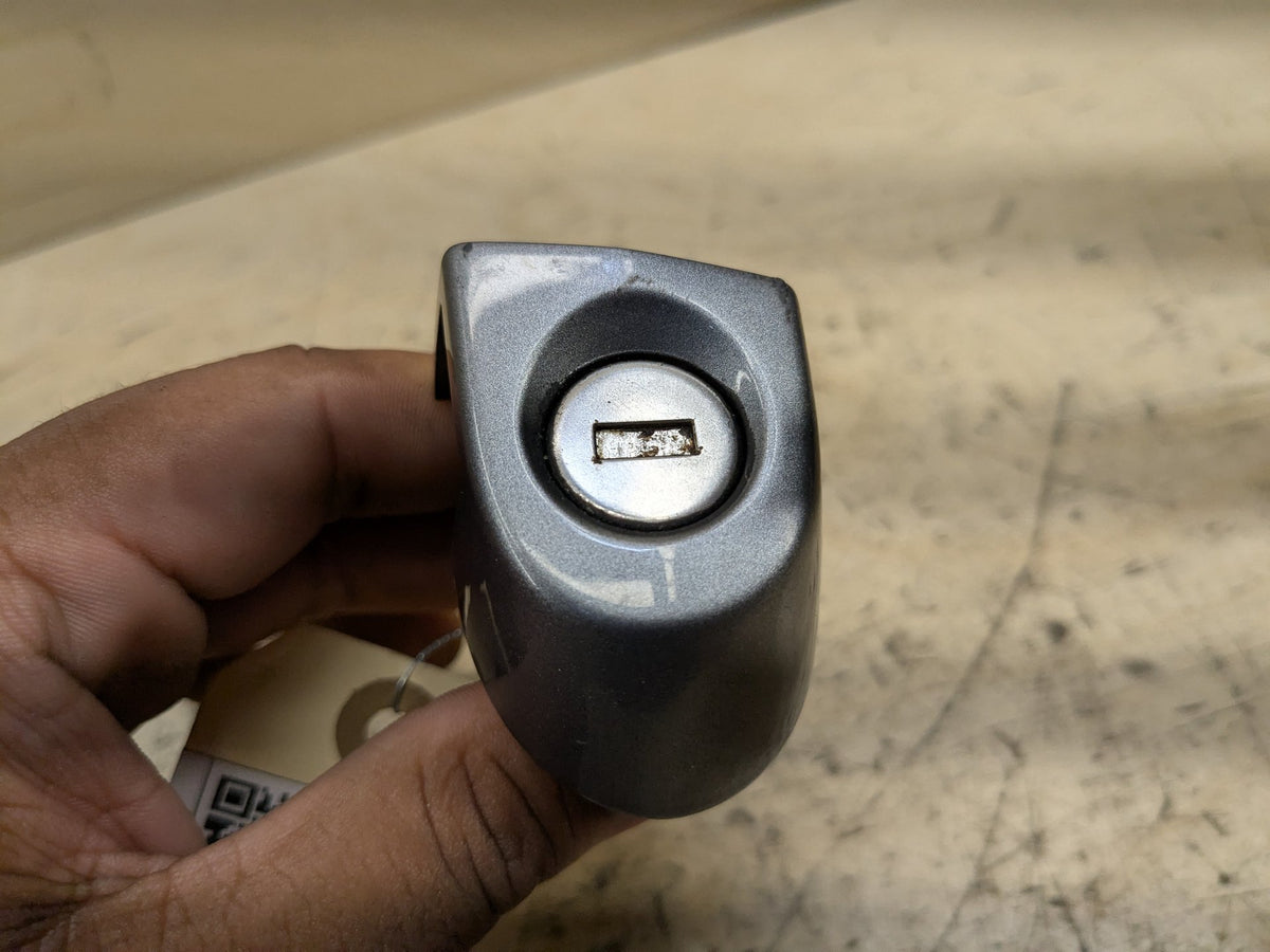 07-13 OEM BMW E92 E93 335 Driver Door Lock Cylinder Mechanism Gray A52