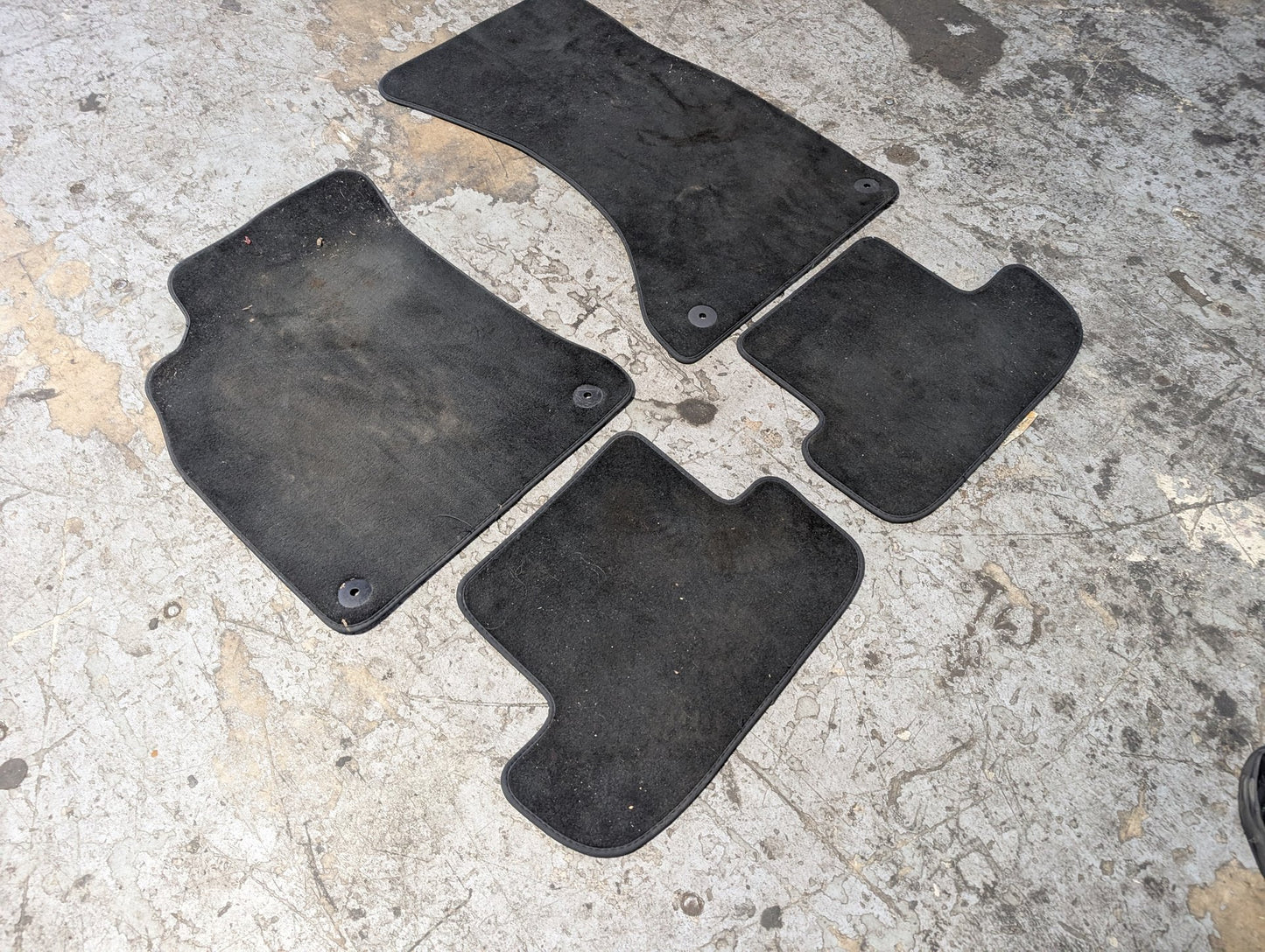 2011-2017 Audi RS5 8T Front Rear Left Right Mat Carpet Floor Mats SET 8K1863691G