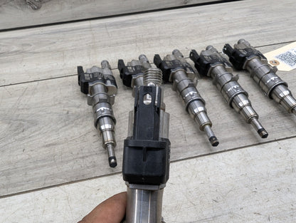 2007 - 2013 BMW 335i E93 Engine Motor Injector SET 7585261 N54B30O0