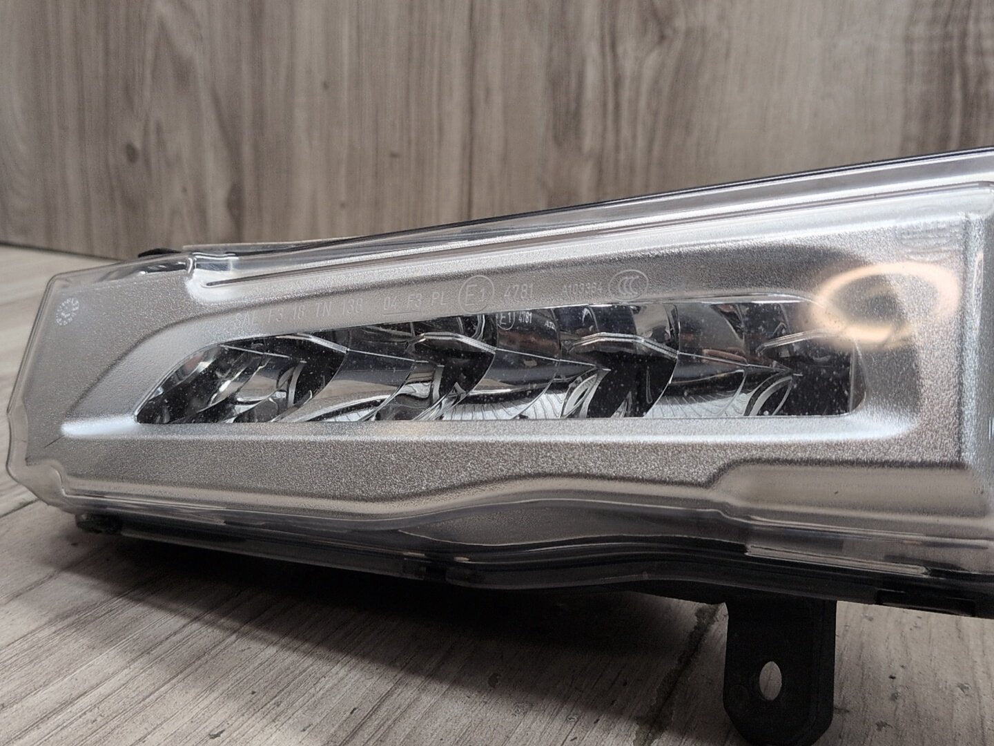 19-23 OEM BMW G05 G06 G07 X5 X6 X7 PRE-LCI Front Left Driver LED Fog Light Lamp