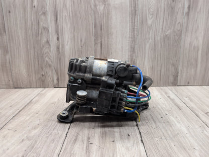 16-22 OEM BMW G11 G12 740 750 M760 Air Suspension Compressor Pump Module Motor