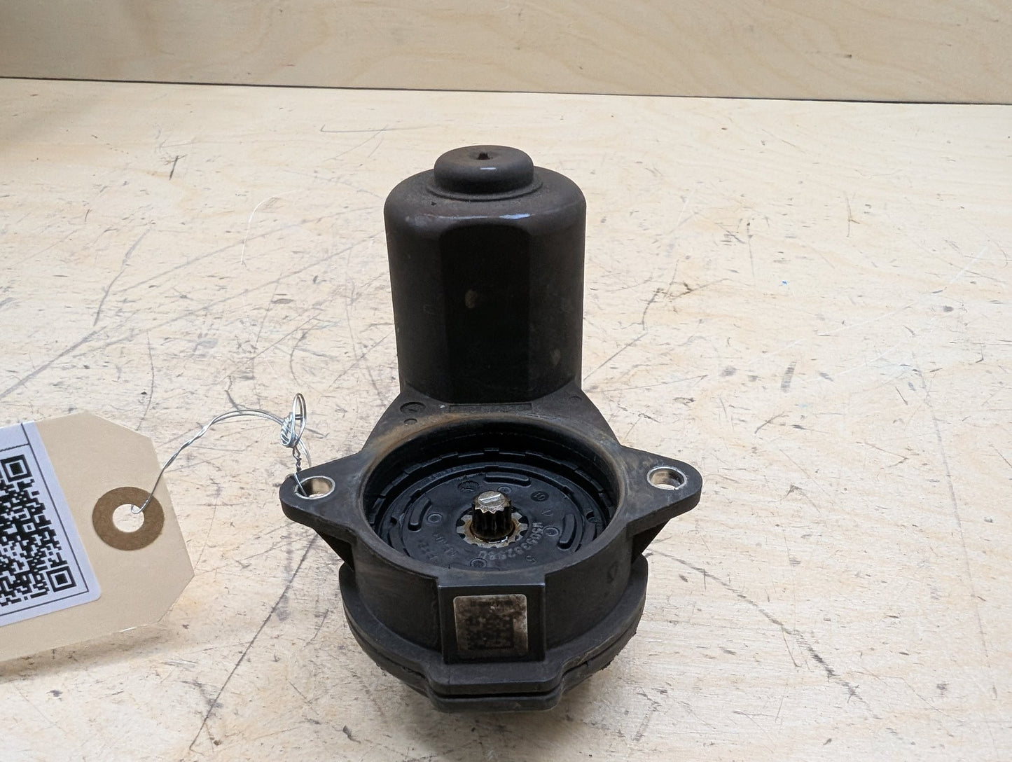2011-2017 Audi RS5 8T Rear Left or Right Brake Caliper Actuator 8K0998281A