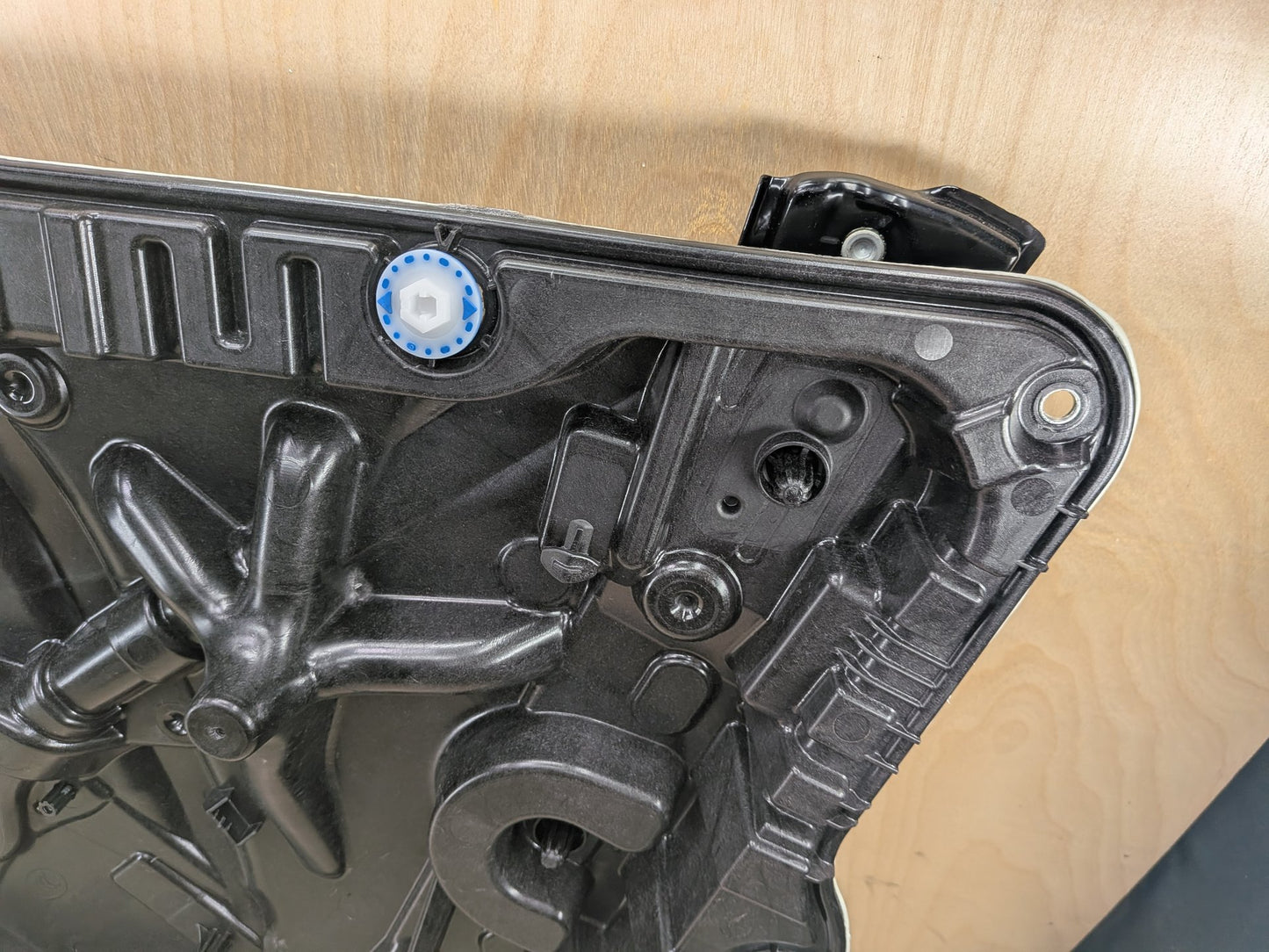 18-24 OEM BMW F97 G01 X3 X3M FRONT Right Passenger Door Window Regulator