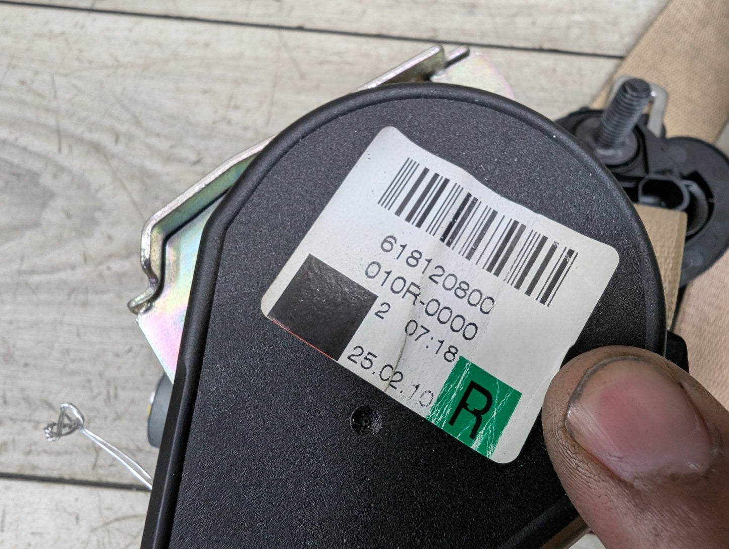 2011-2016 BMW 535i F10 Front Right Passenger Seatbelt Seat Belt Retractor 6181208