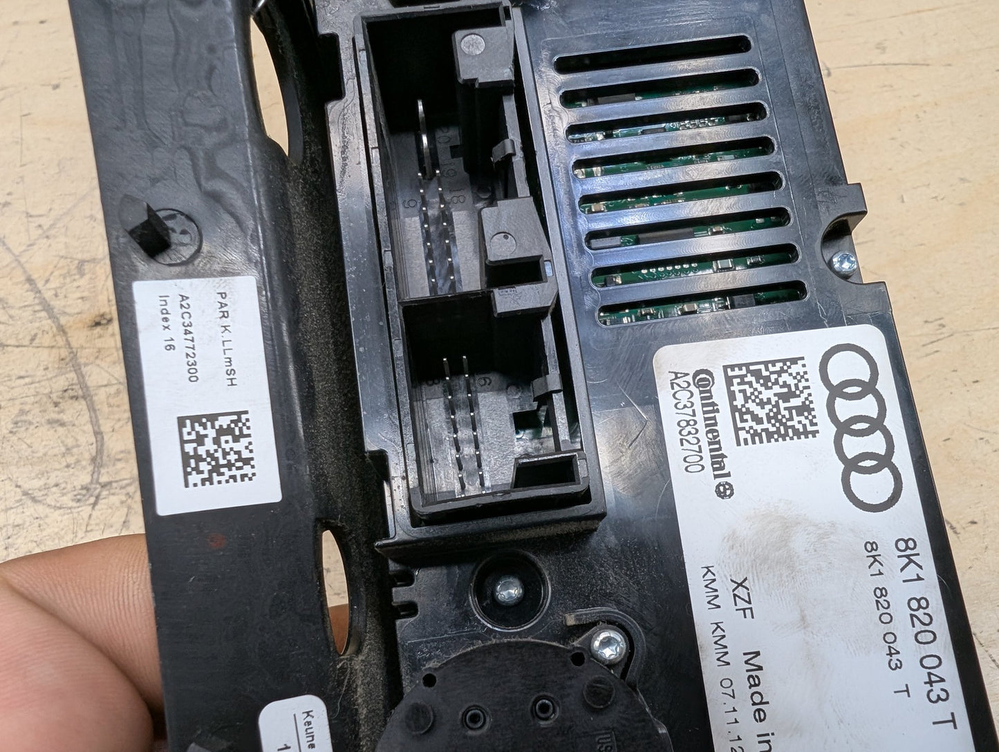 2011-2017 Audi RS5 8T Front AC Heater Climate Control Switch 8K1820043T