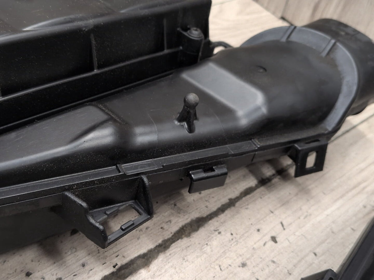 09-12 Mercedes-Benz W212 E550 M278 Engine Left Right Air Filter Box Assembly SET