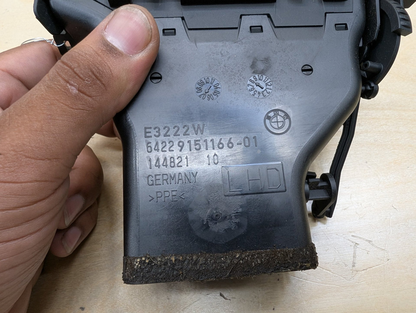 06-13 OEM BMW E90 E92 E93 Right Passanger Side Dashboard Dash Air Vent