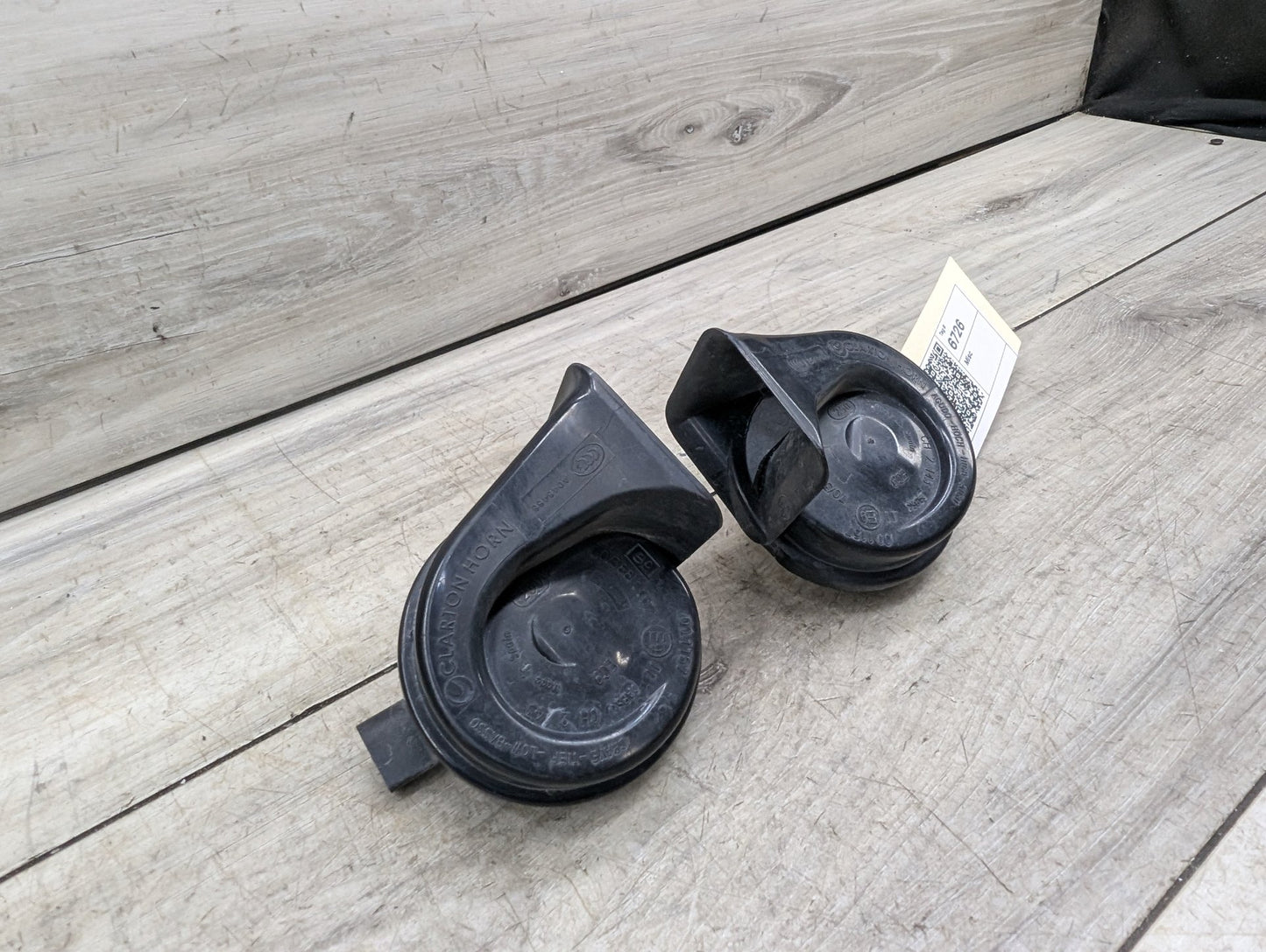 2009-2015 BMW 750Li F02 Alarm Horns SET 7284482