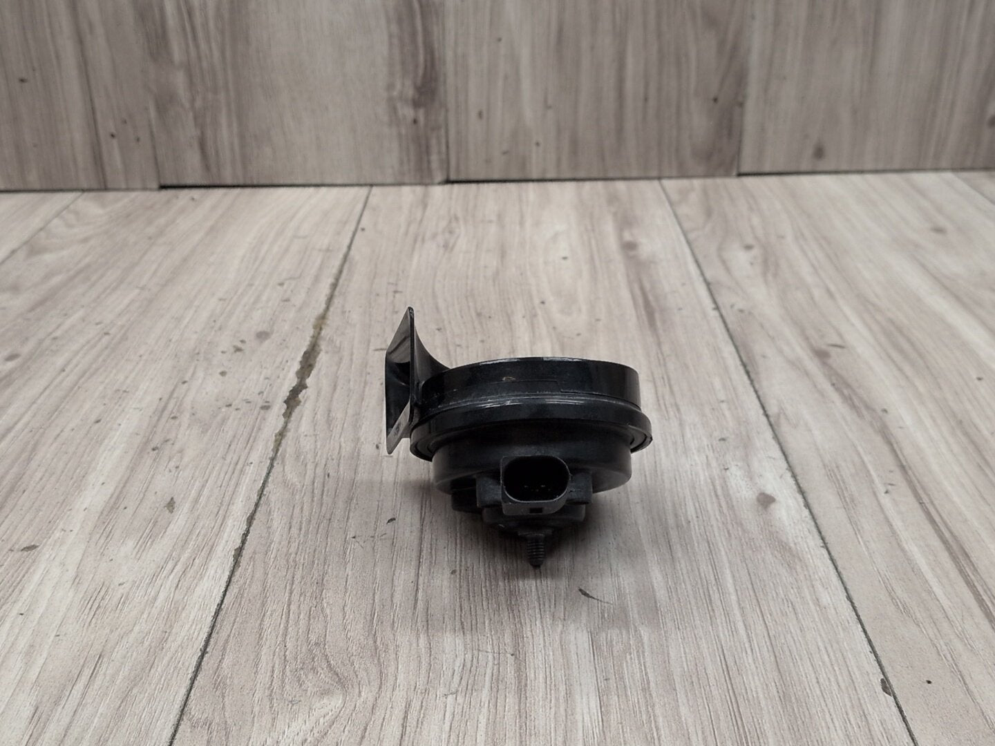 2015-2018 Audi Q3 8U Alarm Horn