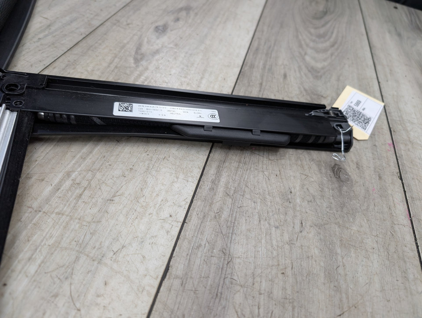 OEM BMW G12 740 750 M760 Rear Right Passenger Door Sun Blind Shade Roller Light