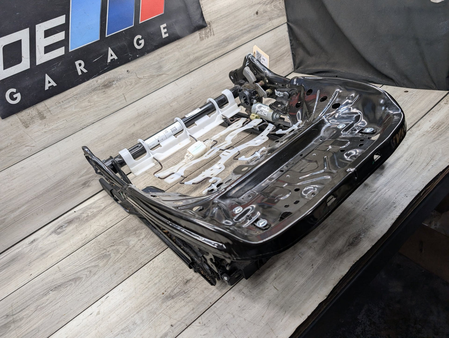 OEM BMW F97 G01 G02 G20 Electrical Front Left Driver Lower Seat Frame w/ Motors 7414607