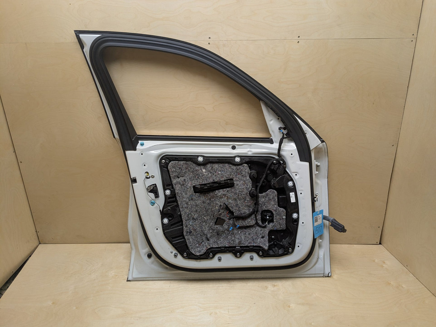 19-25 OEM BMW F95 G05 X5 X5M Front Left Driver Door Shell Panel