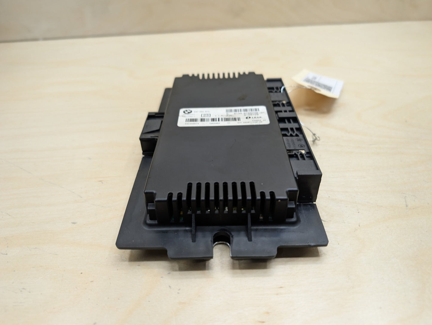 06-10 OEM BMW E90 E92 M3 328 335 AHL FRM II 2 Footwell Light Control Module