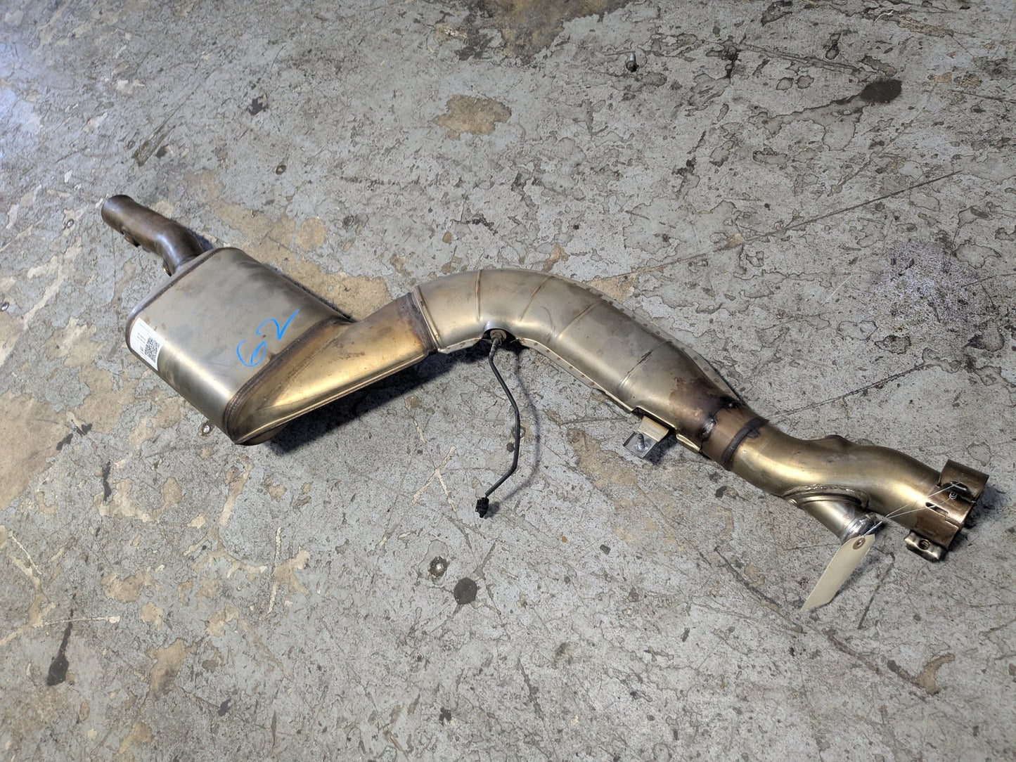 14-18 OEM BMW F30 328 Diesel Rear Exhaust Muffler PN: 8570096