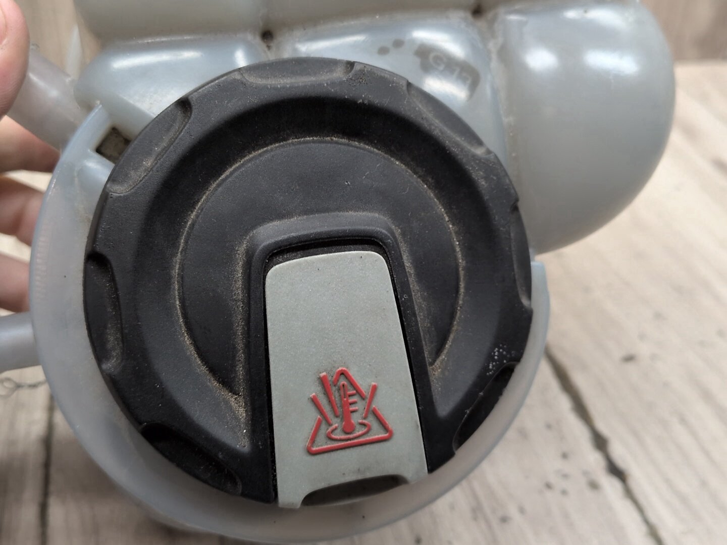 2018-2024 Audi S5 B9 Coolant Expansion Tank Reservoir 8W1121403