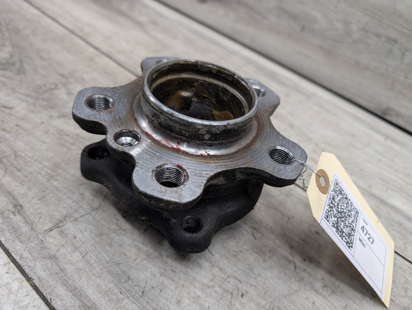 18-23 BMW X3 G01 Front Wheel Hub Bearing PN: 6866315