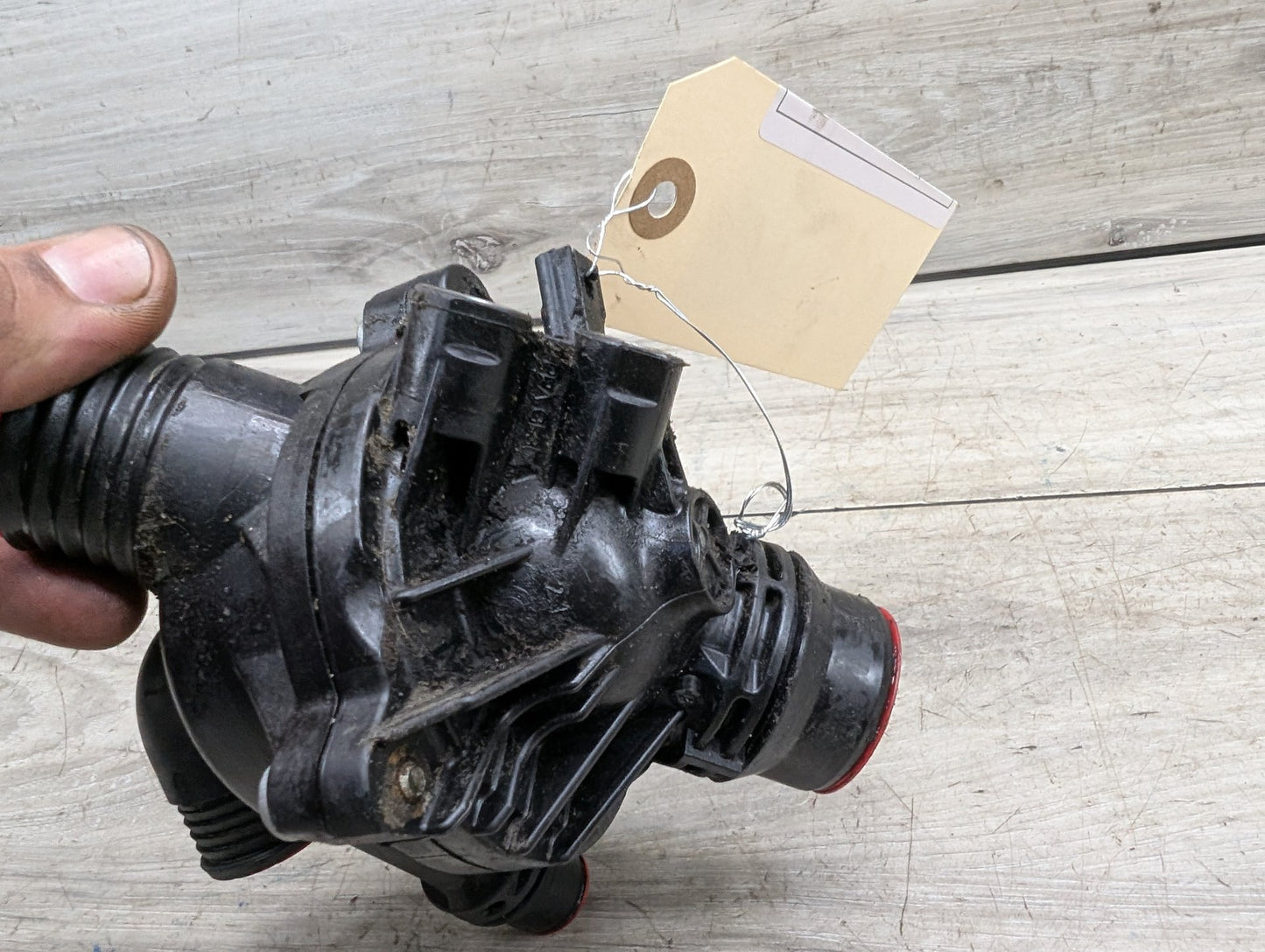 BMW E70 X5 N55B30A Engine Motor Heat Coolant Thermostat 7601158