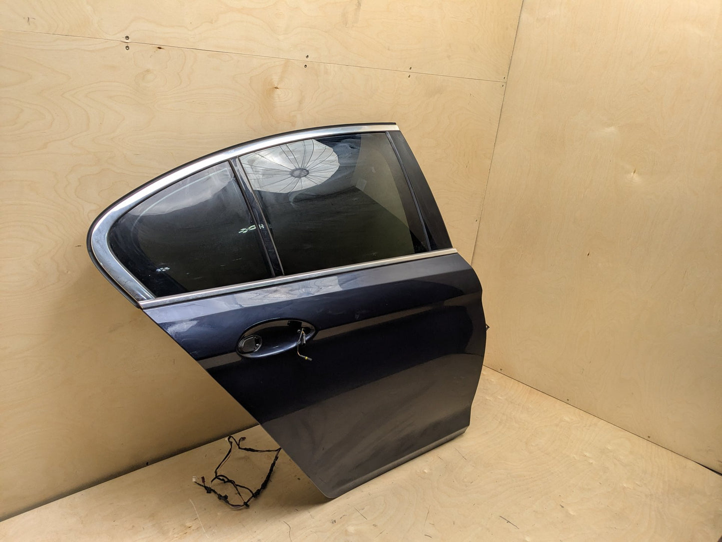 OEM BMW F90 G30 530 540 M550 M5 Rear Right Passenger Door Shell Panel