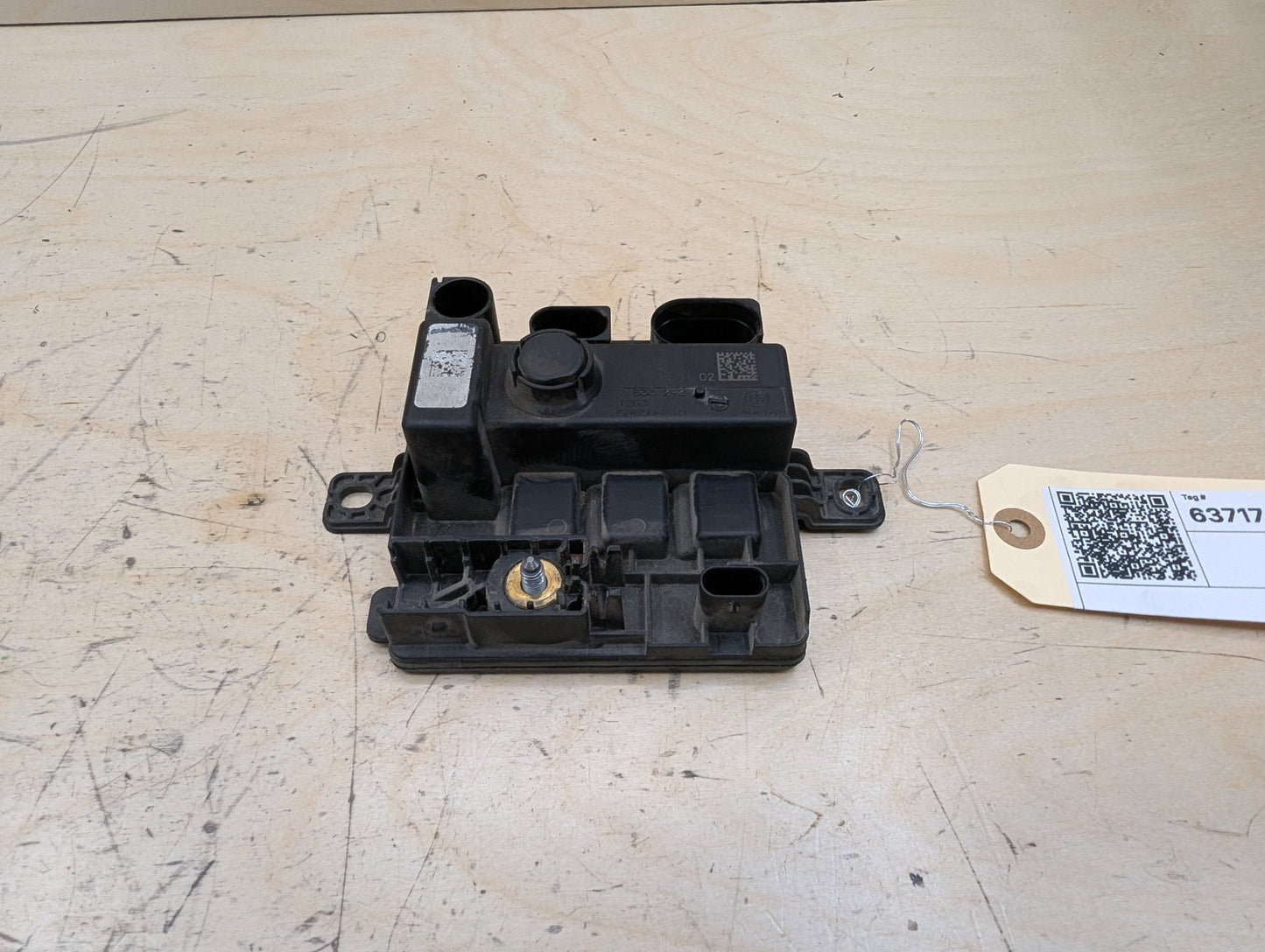 OEM BMW F10 F22 F30 F32 F33 F36 Integrated Power Supply Fuse Control Module N20
