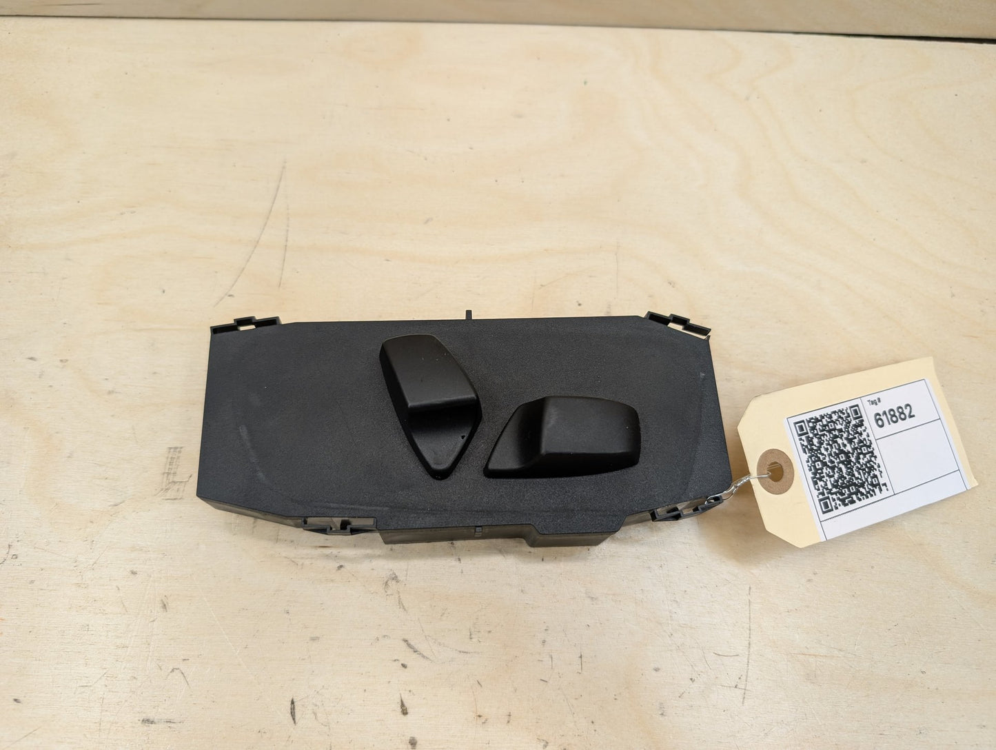 2011-2016 BMW X3 F25 Front Right Passenger Seat Control Switch 9265262