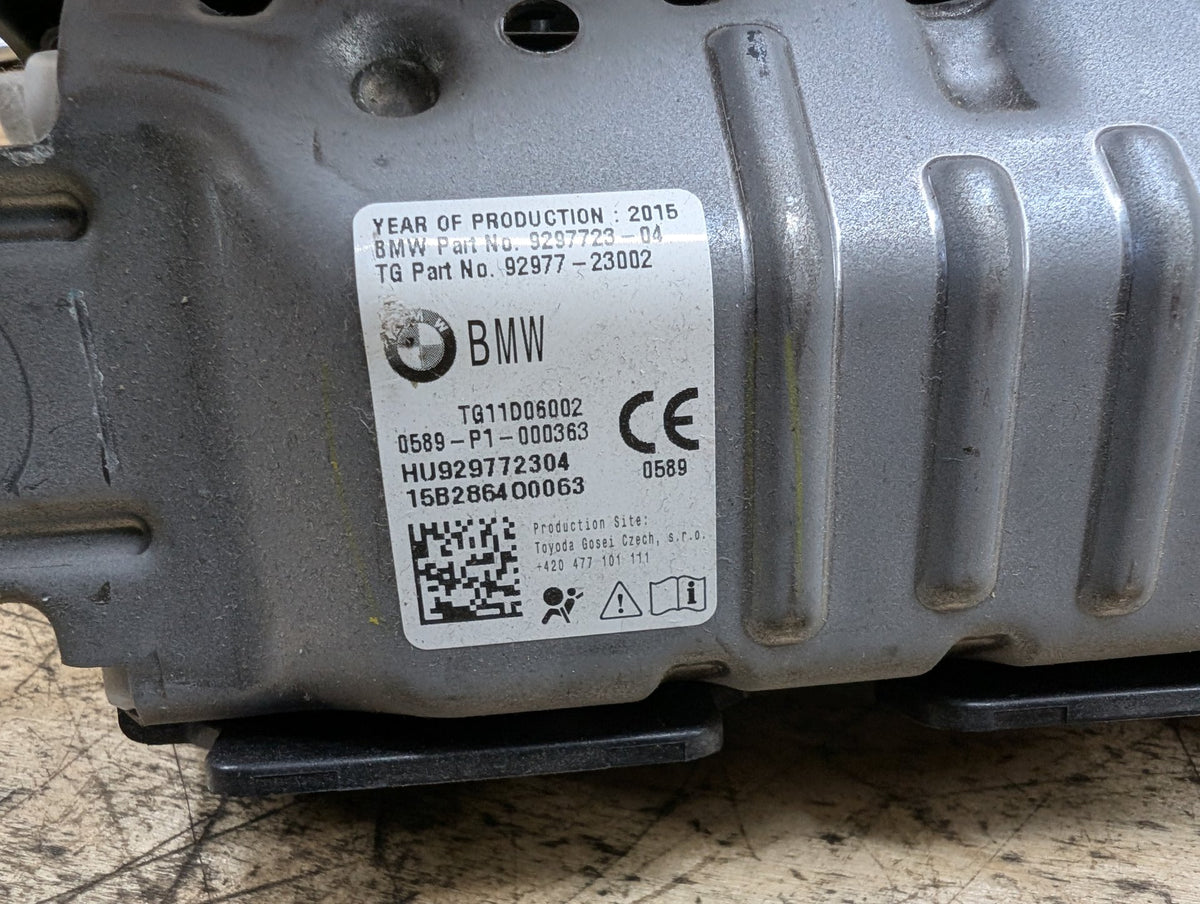 OEM BMW F90 G11 G12 G30 530 540 M550 M5 Front Left Driver Knee Lower Dash Airbag